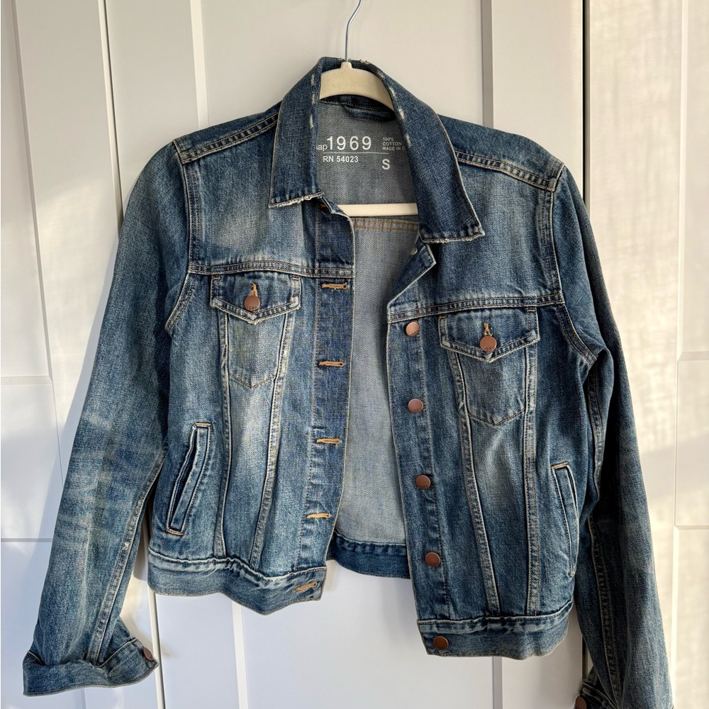 GAP Blue Denim Jean Jacket